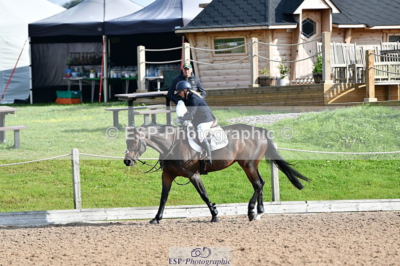 240915A-100447-08926 - Cls 25 Snr 1.20m Open