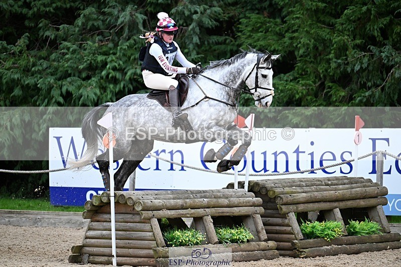 241117-142706-04574 - Cls 3 90-95cm 14.00 to 15.00