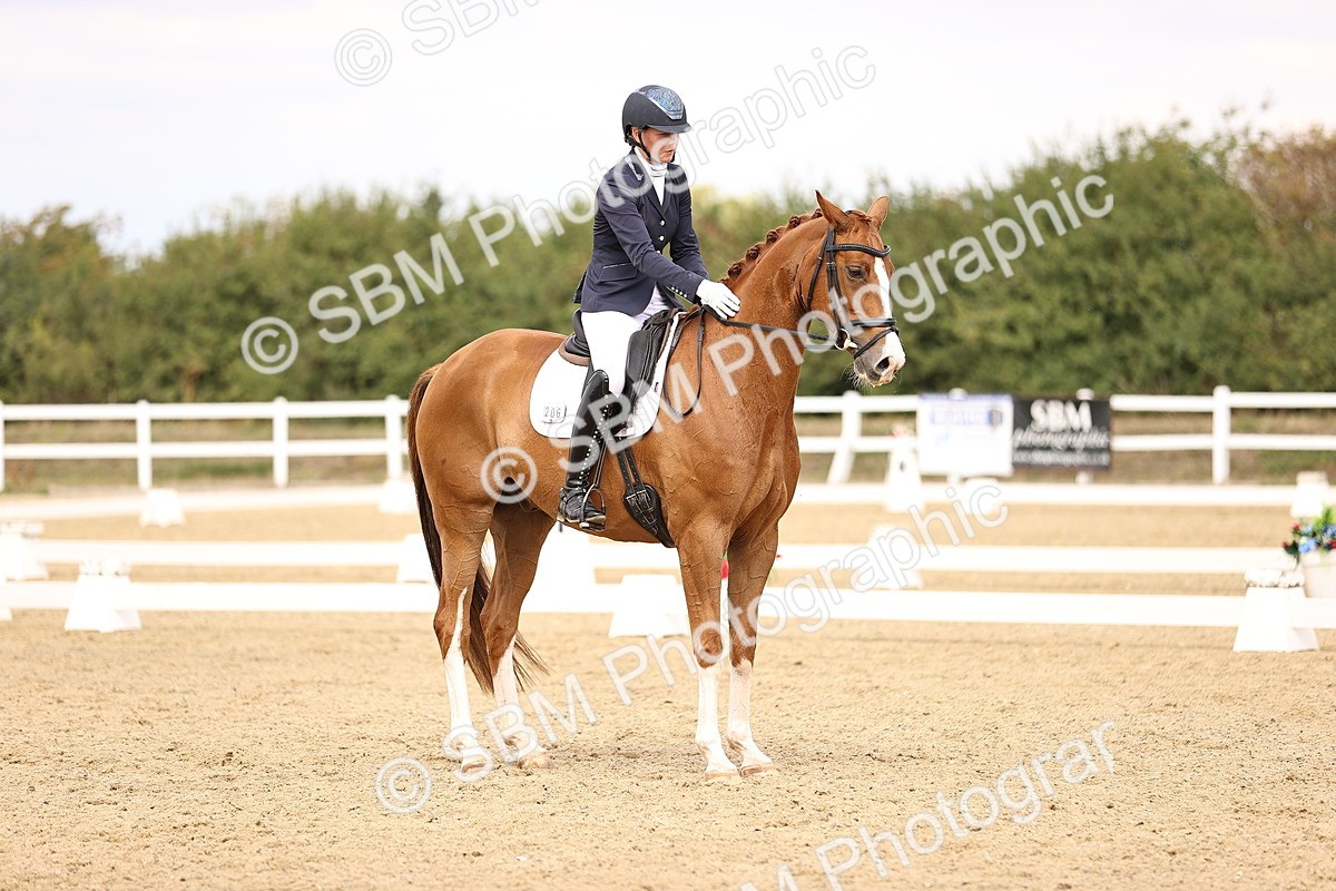 SBM_013807 - Class 4 - Novice 5  12.13-13.02