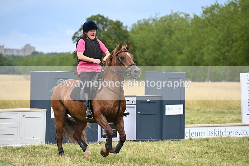 WJ6_3908 - Time at Jump 12:22 to 13:03