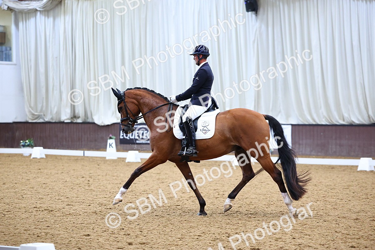 SBM_006633 - Class 5 - novice 6 - 12.04-13.07