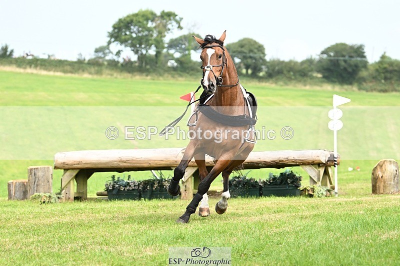 240831A-112802-00904 - 010-Sarah.Marsh-PEMBROKE.SURE.THING