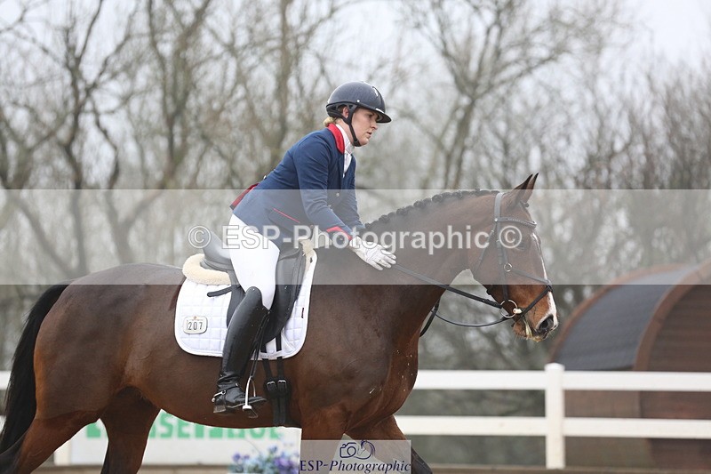 240217A-111434-01742 - 207-Charlotte.Dicker-Time.to.Fly.II