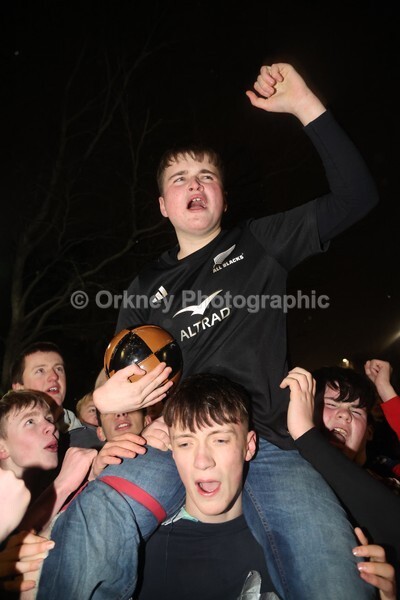 DAD12254 - New Years Boys Ba'