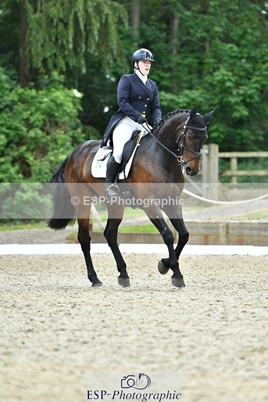 230525-124034-04245 - 209-MONBEG_EBONY-Molly_Fletcher-WEDTrotUp+DR