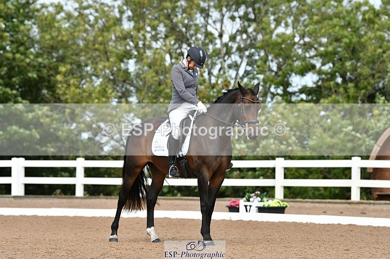 250906-104004-00696 - 096-Anna.JamesCaramia's.voice