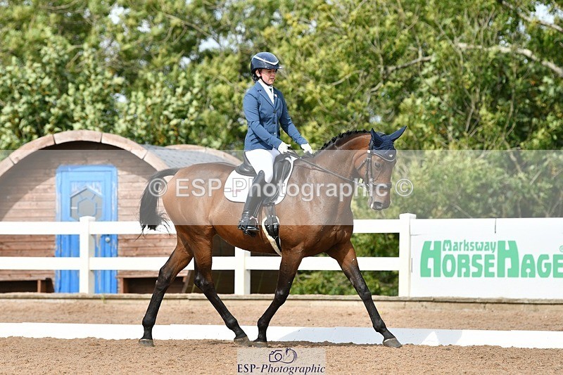 250906-124212-02775 - 087-Lauren.LanikSew.N.Sew