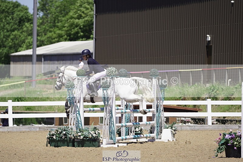 230624A-140132-01730 - Cls 25 Pony Newcomers & 1m Open