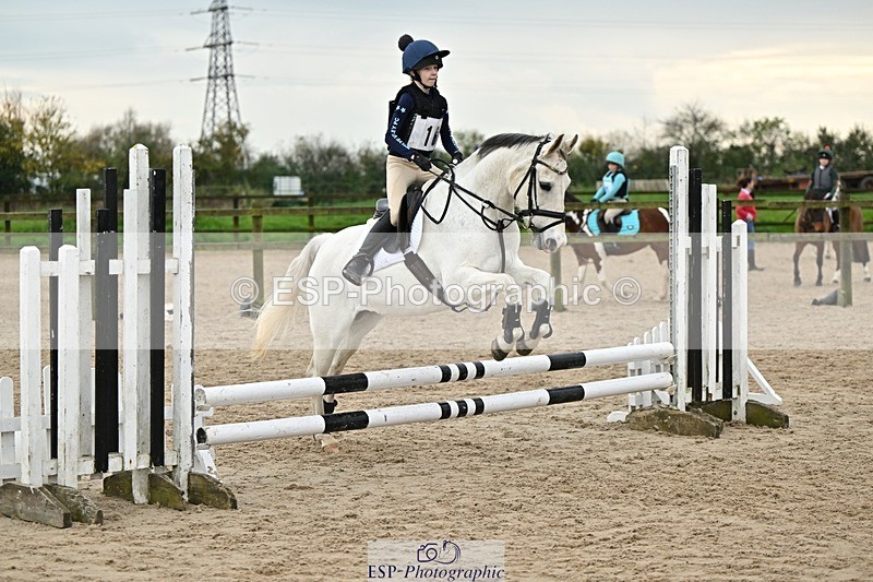 241110-135118-00950 - 60-65cm Arena Eventing