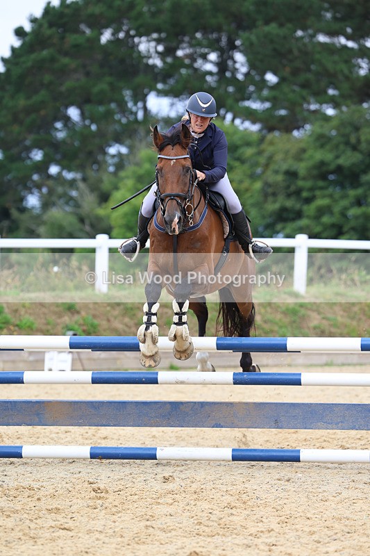3E7A5112 - Class 4: Senior British Novice/90cm open