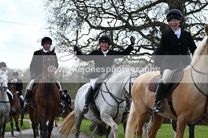 WJ7_9852 - Walk Home