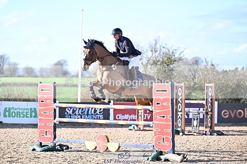 260204A-141656-00432 - Cls 5 Foxhunter and 1.20m