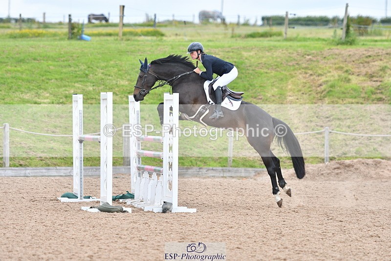 240609A-142849-06174 - Cls 19 Snr Foxhunter and 1.20m Open