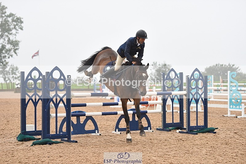 230916A-101926-03771 - Cls 14 Snr Foxhunter