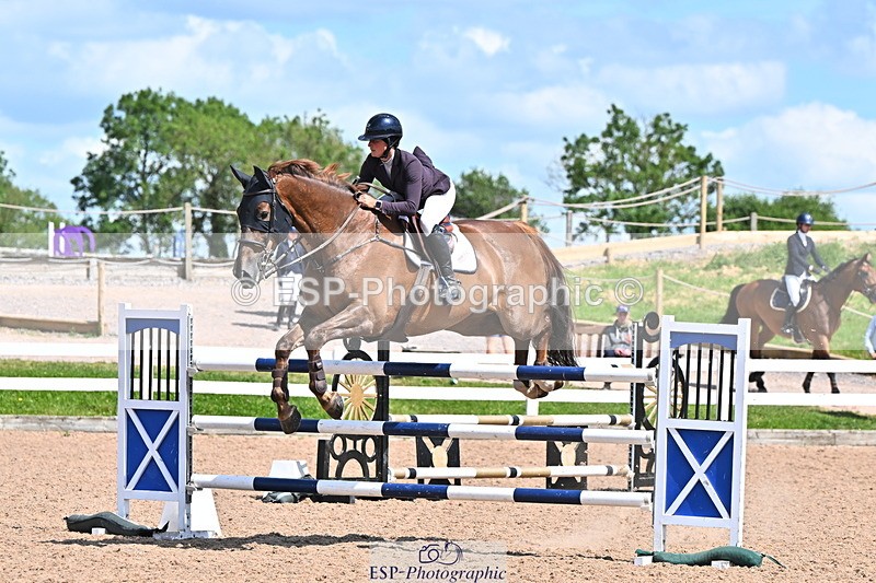 240619A-153121-00845 - Cls 5 Snr Foxhunter and 1.20m Open