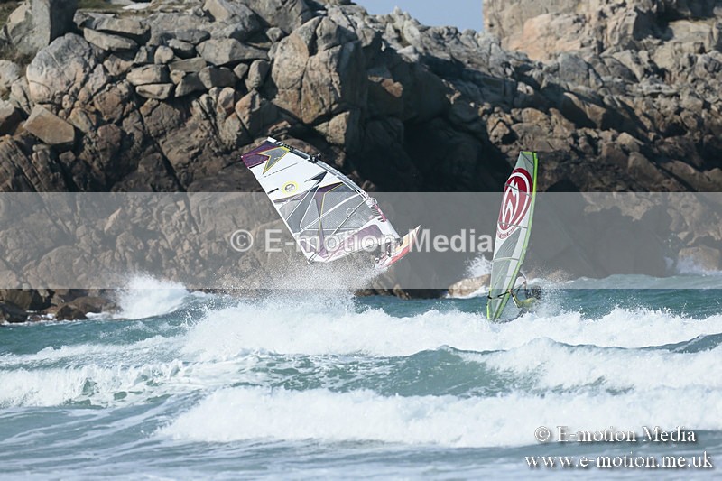 WS 020413-88 - Windsurfing