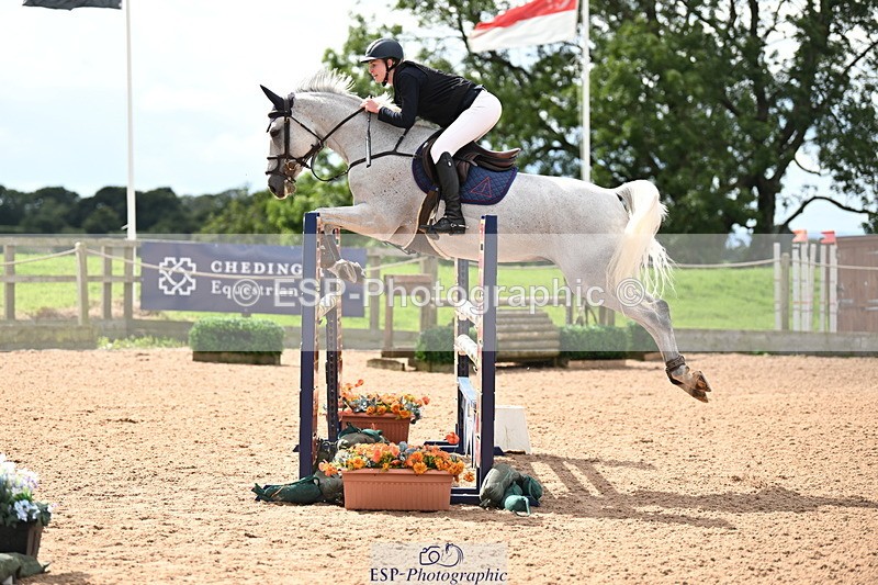 240912A-125726-01587 - Cls 3 Snr Foxhunter