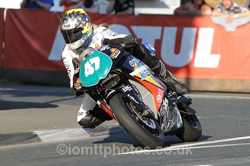  - Saturday Practice Newcomers/Supertwins