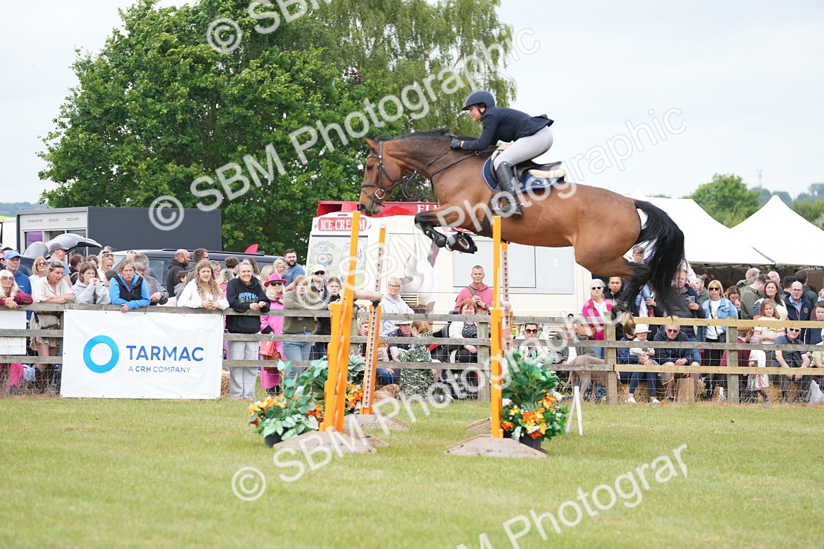 SBM_06567 - Class 202 - National 1.40m Open