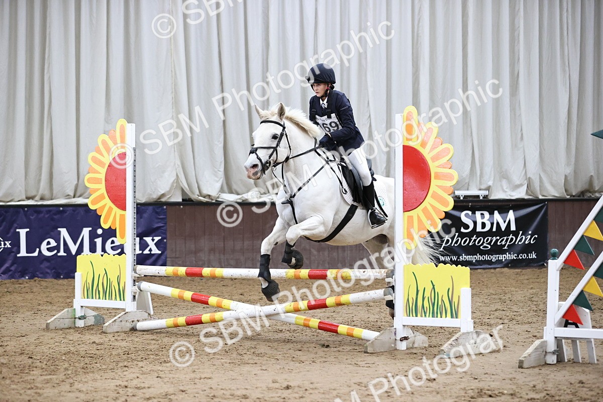 SBM_001759 - Class 5 - Henlow Veterinary Hospital 70cm