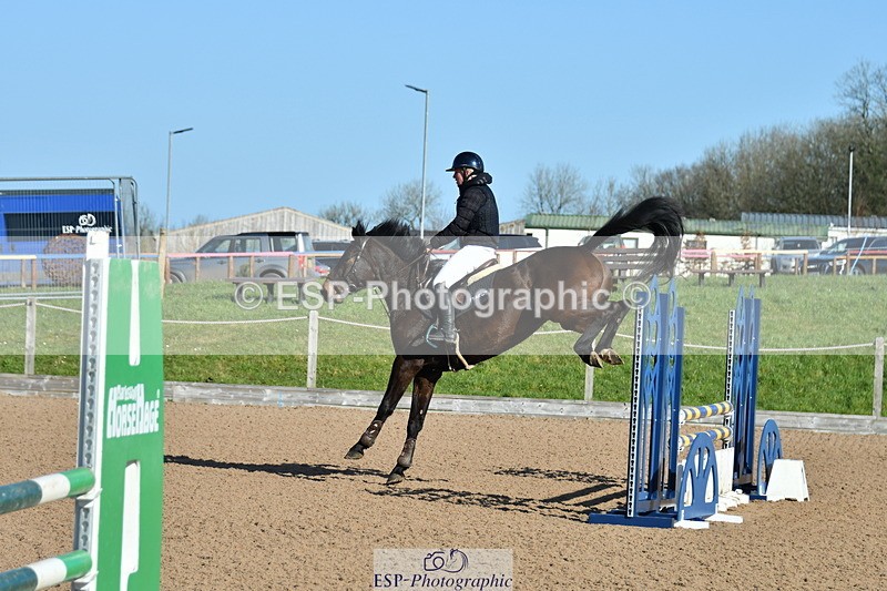 240306A-100301-00012 - Cls 1 British Novice and 90cm Open