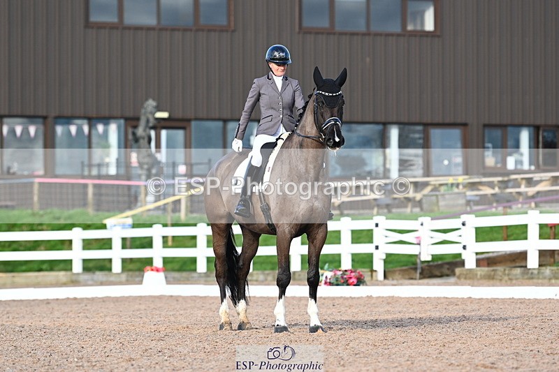 240218A-152355-09075 - 243-Lucy.Baker-Last.Dancer