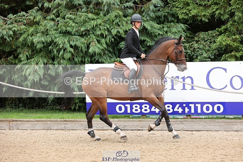 240817-134153-01494 - 05A Snr Newc