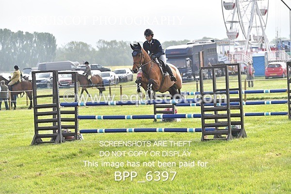 BPP_6397 - CLASS 1 Senior Newcomers/ 1.10m Open