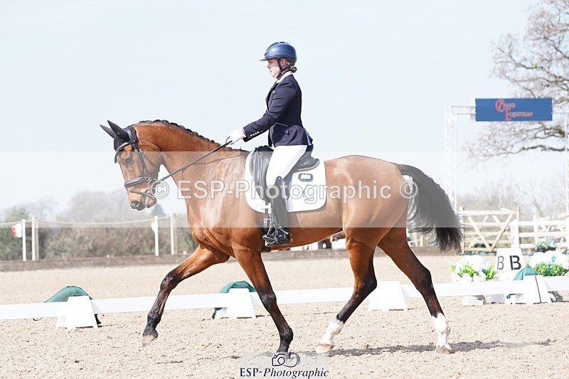 250403-123908-01939 - 036-Abbie.Newbury-Seagry.Viceroy