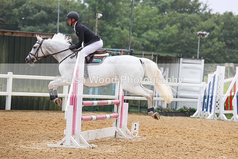 3E7A5497 - Class 4: Senior British Novice/90cm open