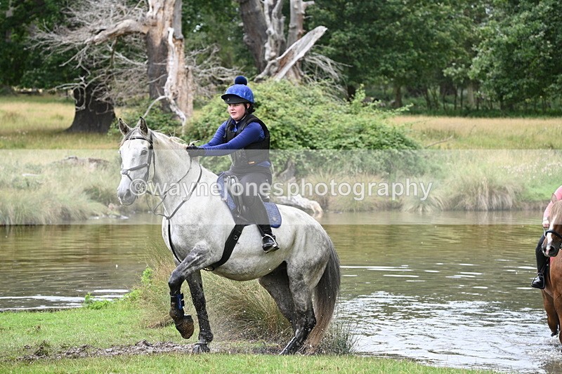 WJ7_2723 - Time at Water 11:37 to 12:13