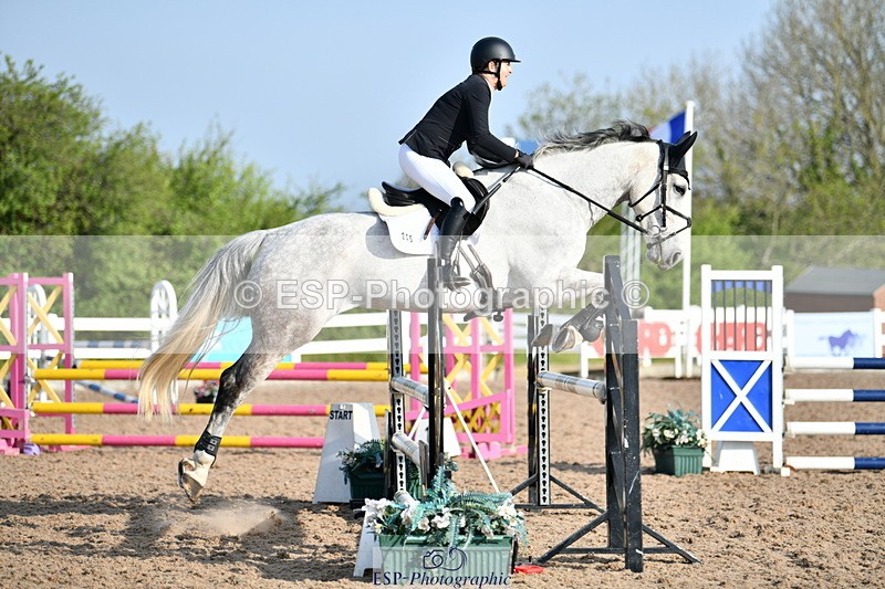 240511A-080226-10458 - Cls 27 85cm National Am Quali