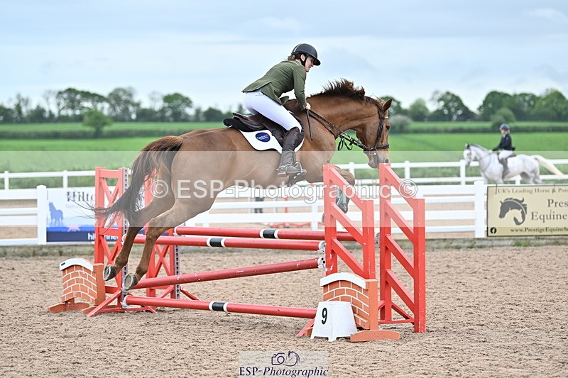 240514A-192846-00593 - 90cm