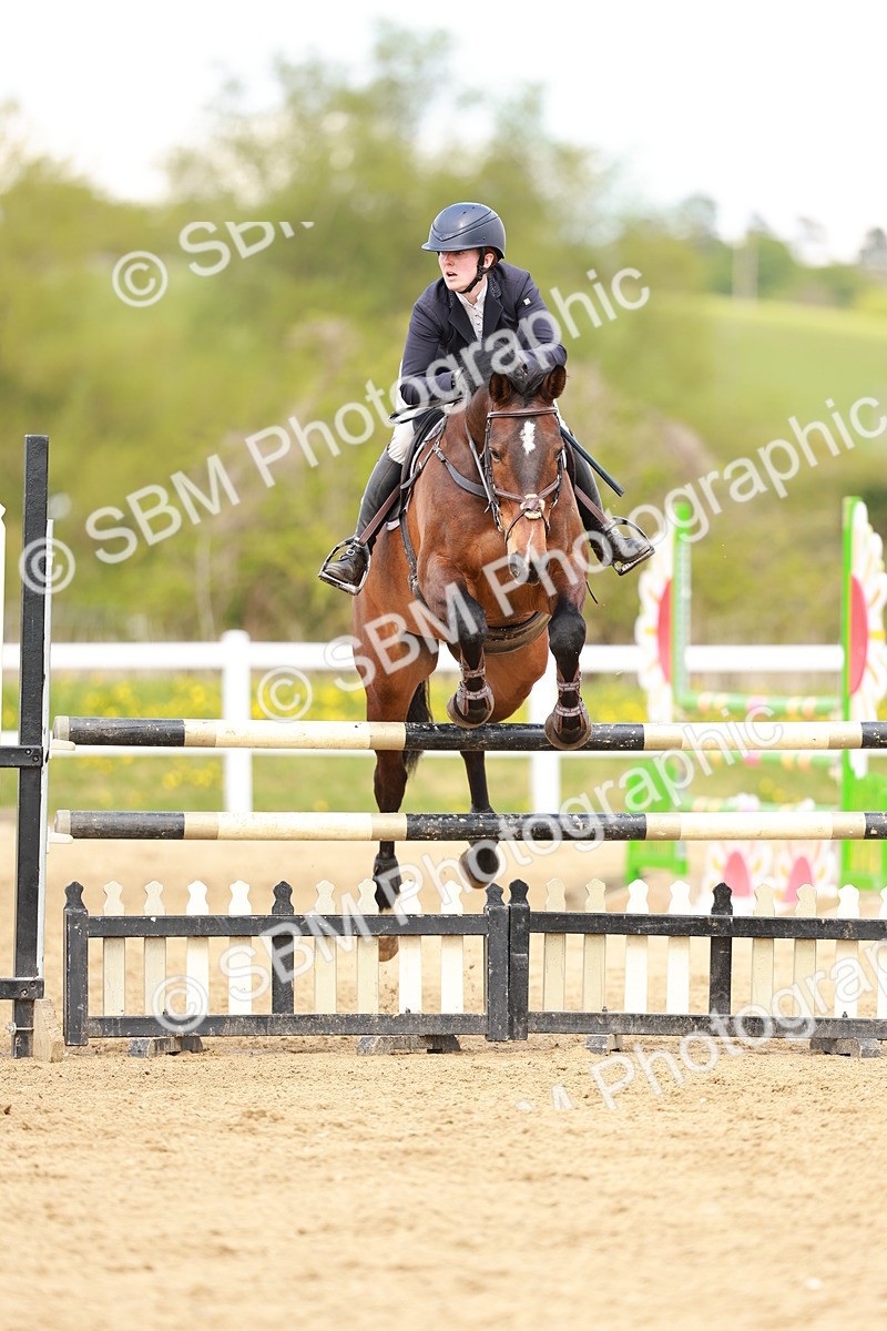 SBM_002324 - Class 4 - Senior Newcomers - 1.10m