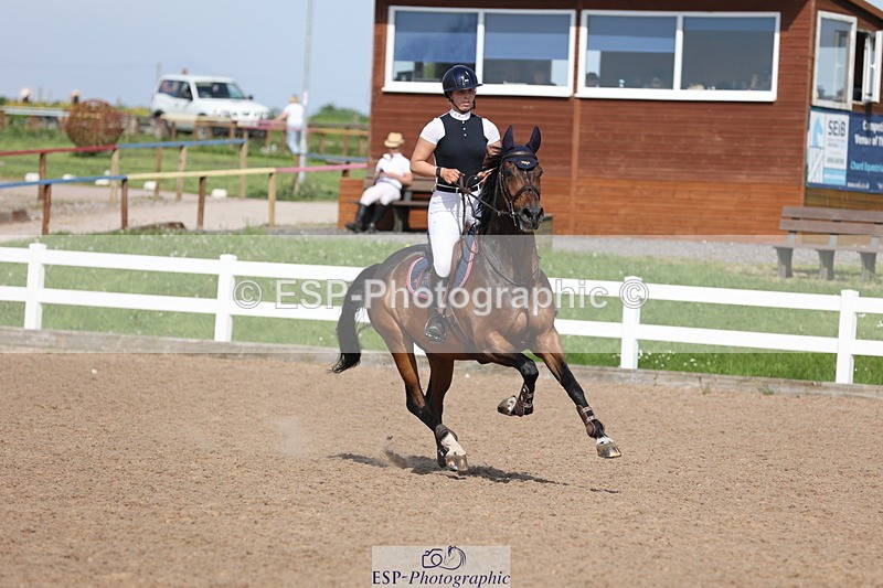 240510A-161240-09111 - Cls 18 1.10m National Am Quali and Open