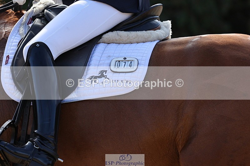 250809A-100635-02518 - 074-Robyn.WalkerSt.Giles.Voila