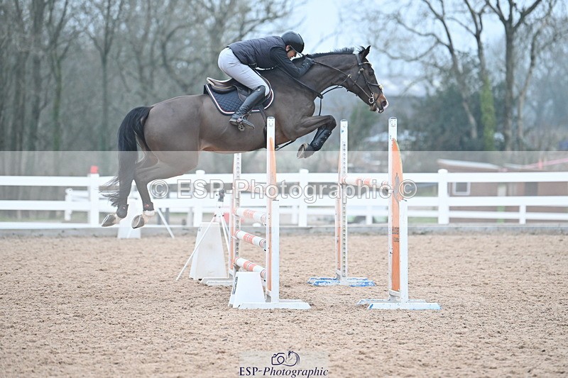 240113A-143109-02374 - Cls 13 Foxhunter and 1.20m Open