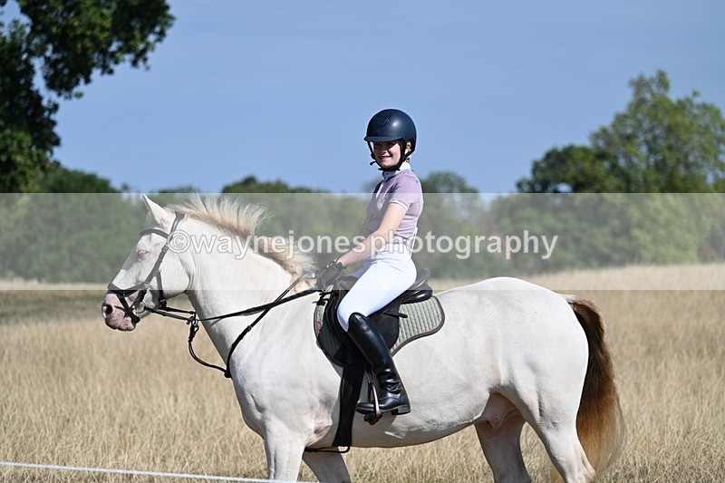 WJ7_3369 - Class 9 Mountain & Moorland Ridden
