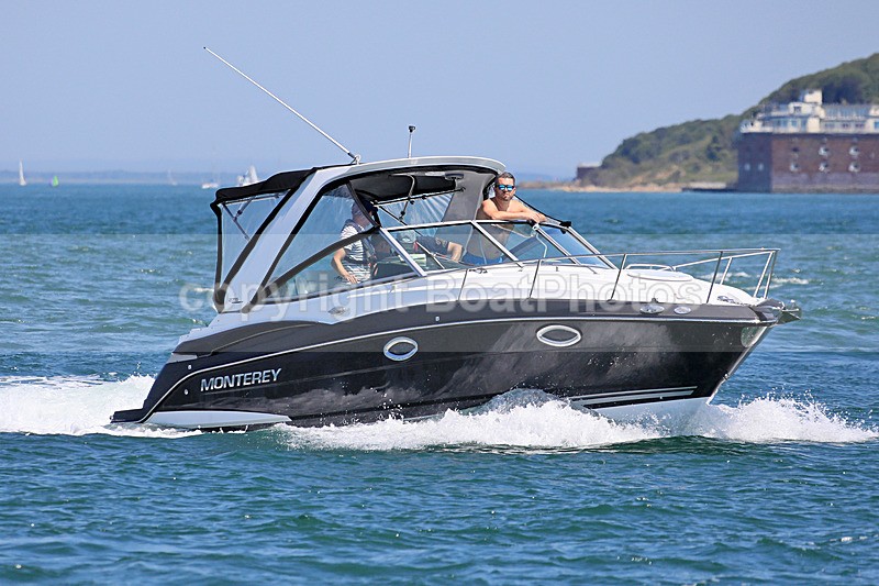 180630 UNNAMED - MONTEREY 275 1Y3A5951 - Motorboats - Open