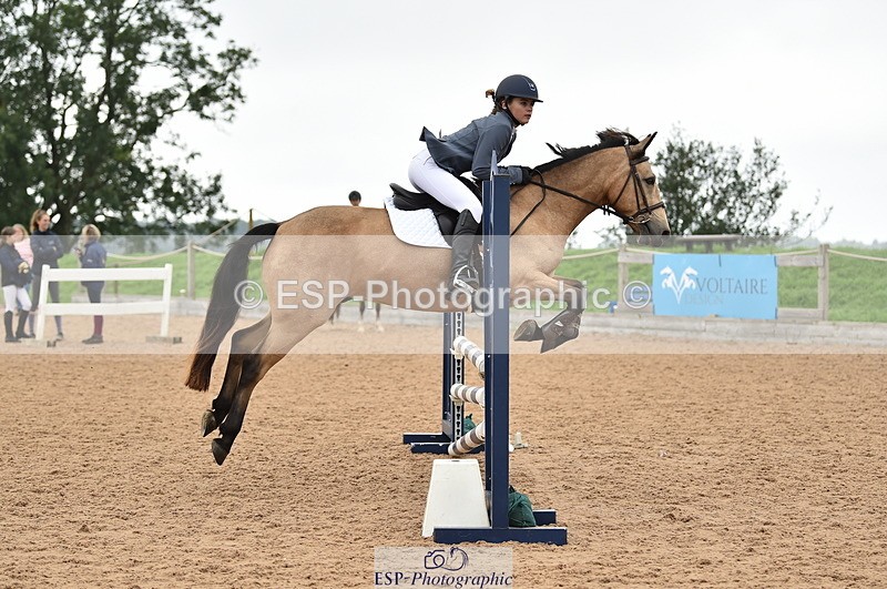 230902A-113652-00770 - Cls 2B Pony Small 80cm