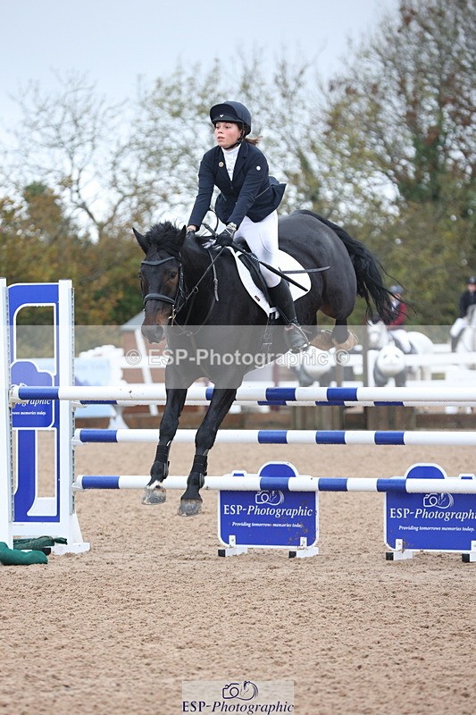 231112A-134124-04606 - Cls 20 Newcomers & 1.10m Open