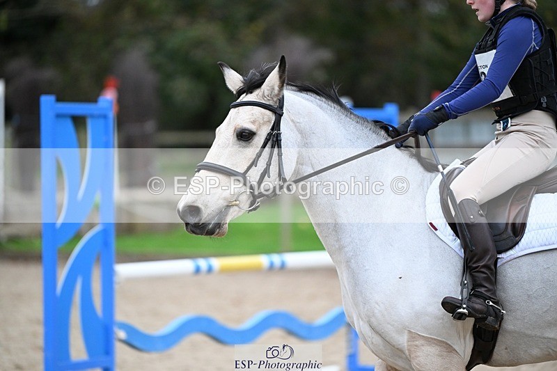 241117-143941-04673 - Cls 3 90-95cm 14.00 to 15.00