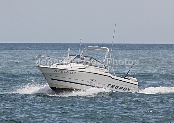 090807 DREAM ON IMG_3641 - Motorboats - Open