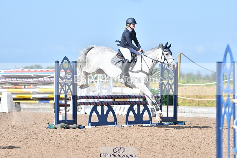 240609A-090227-03200 - Cls 15 Snr British Novice and 90cm Open