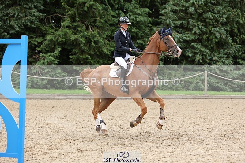 240817-152415-02209 - 06A Snr Fox 1.20m open