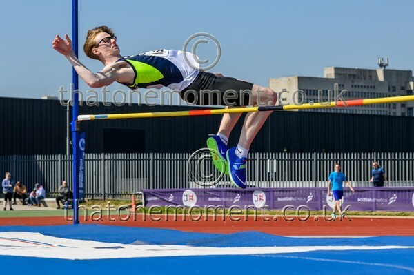 Age25SAT-916732 - Field Male