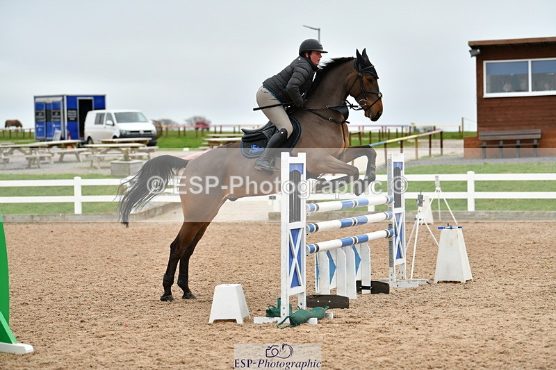 240112A-125327-00857 - Cls 5 Newcomers and 1.10m Open