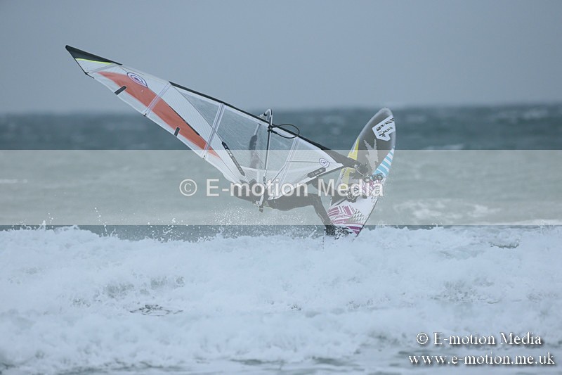 WS 030413-109 - Windsurfing