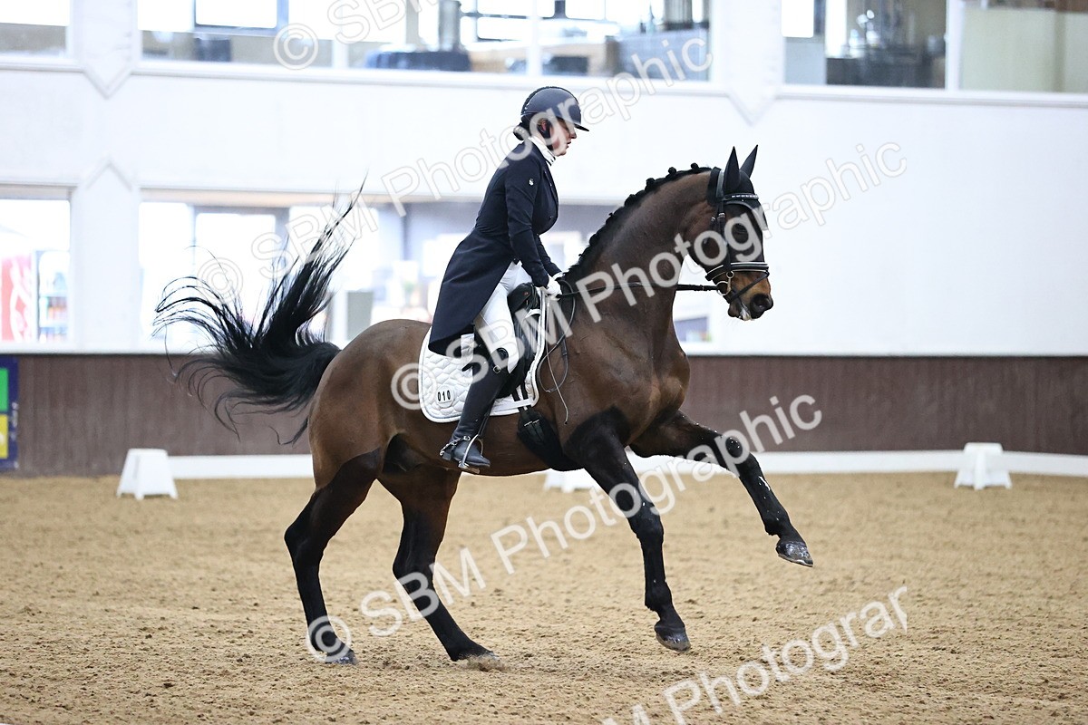 SBM_001351 - Class 21 -23 - FEI INT1-GP-Junior-Junior fsm