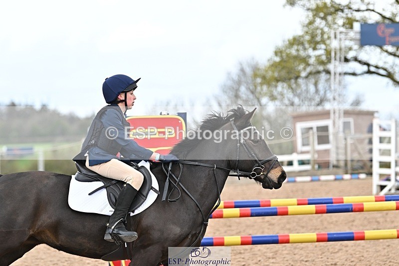 250414-112533-00517 - 90cm Round 1